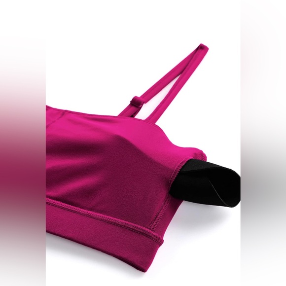 Butterluxe Adjustable Spaghetti Thin Strap Sports Bra - Picture 3 of 6